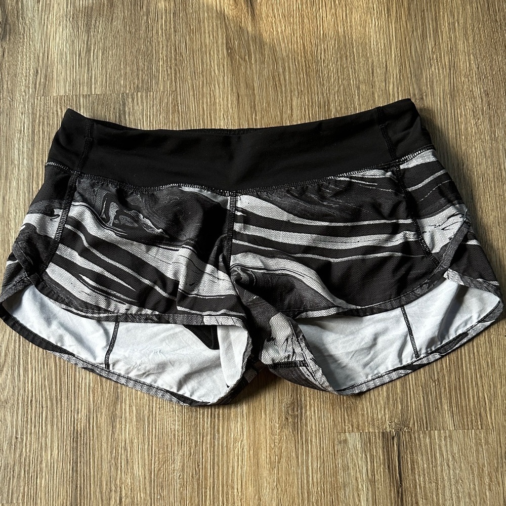 lululemon athletica Black & White Wave-Print Athletic Shorts